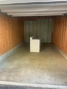 This image is by Junk Bee Gone.